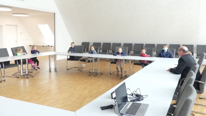 Kita Bahnhofstraße zu Besuch beim Bürgermeister