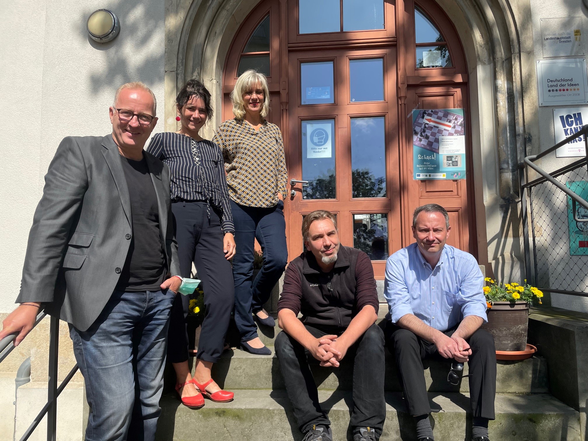 Vor dem EMMERS: Dirk Luther, Susa Rühle, Sylvia Lemm, Jens Hilgner und Jan Donhauser (v.l.)