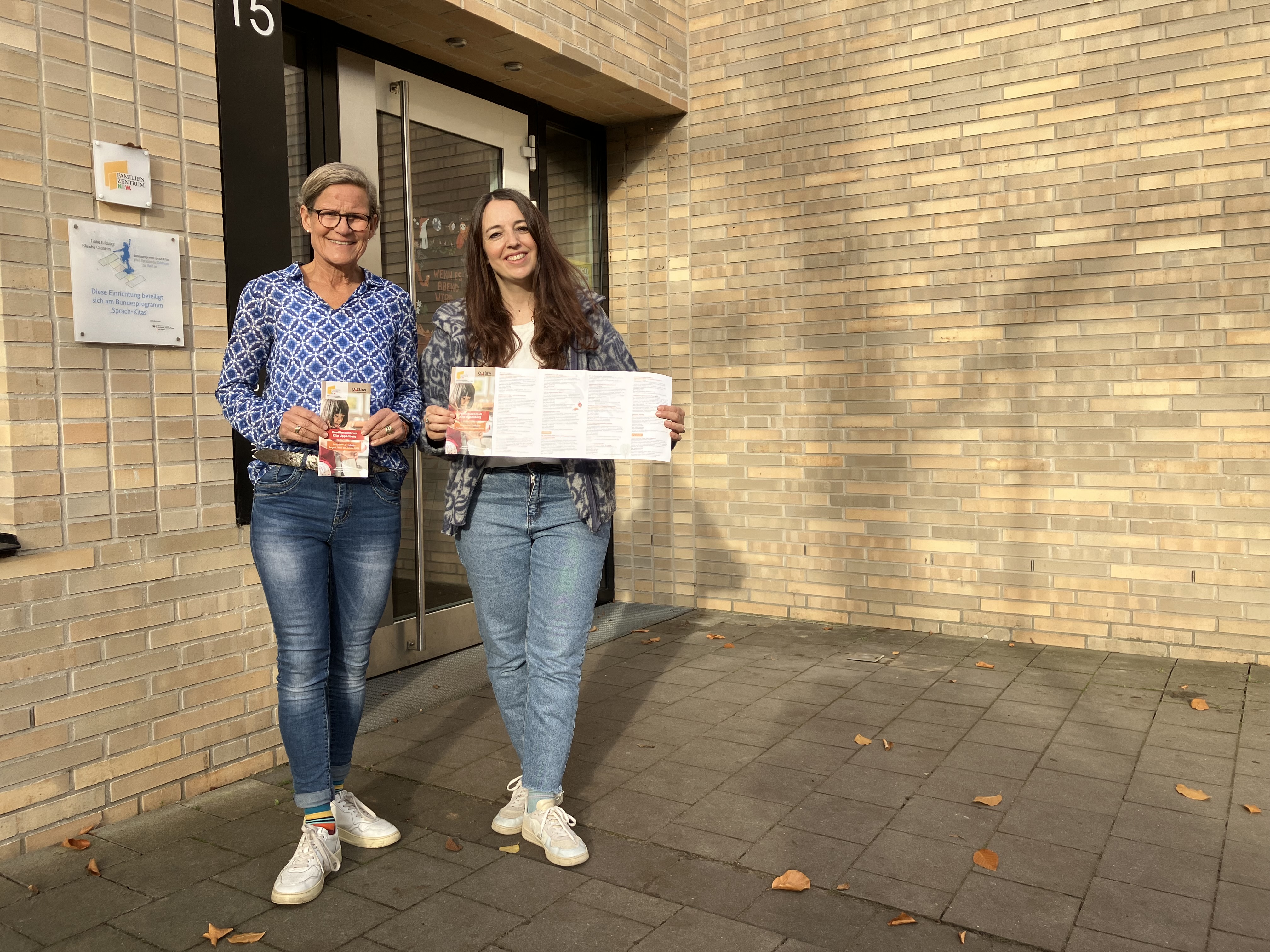 Sozialarbeiterin Diemut Sträter (links) und Kita-Leiterin Katrin Lenschow