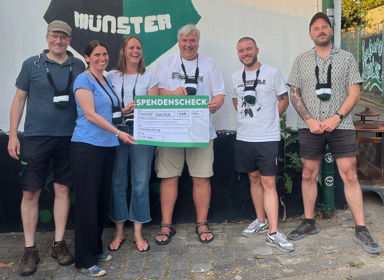 von links: Stefan und Stefanie Lütke Enking, Melanie Petermann, Edo Schmidt, David Grevelhörster, Jan Becker - Foto: FANport Münster