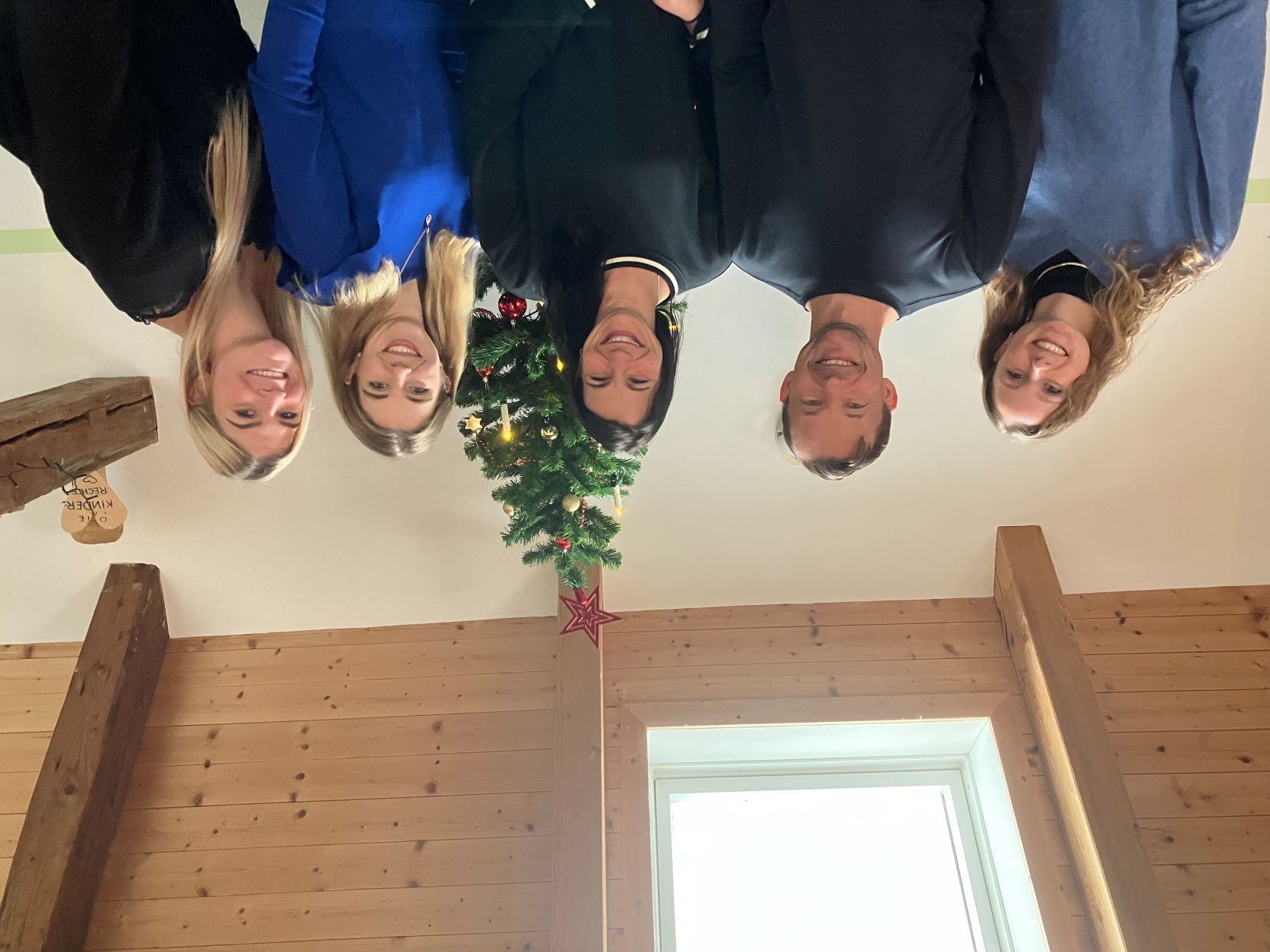 Das Team (von links nach rechts): Katrin Brummer, Leif Hauswald, Simone Stüber, Sophia Köhler und Sophie Friedrich 